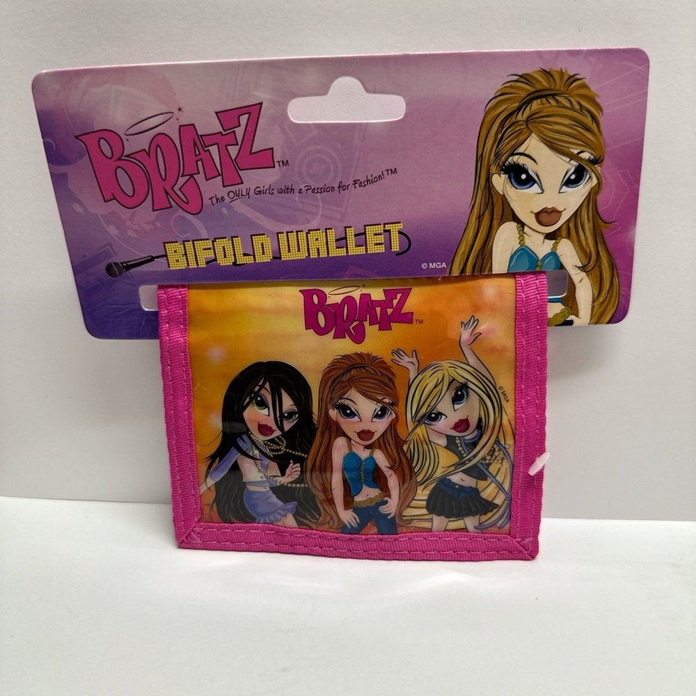 2000s Bratz Bi fold wallet